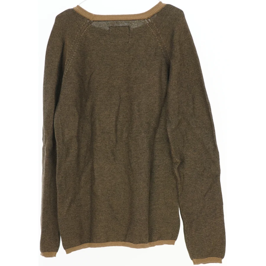 Striktrøje i brune nuancer fra DWG (str. 152)