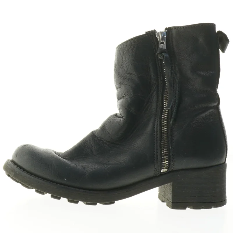 Sorte ankelstøvler med lynlås (str. 36 )