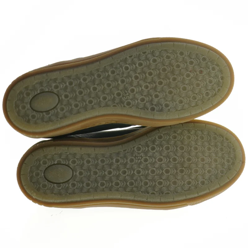 Snøresko med dobbelt velcro (str. 35 )