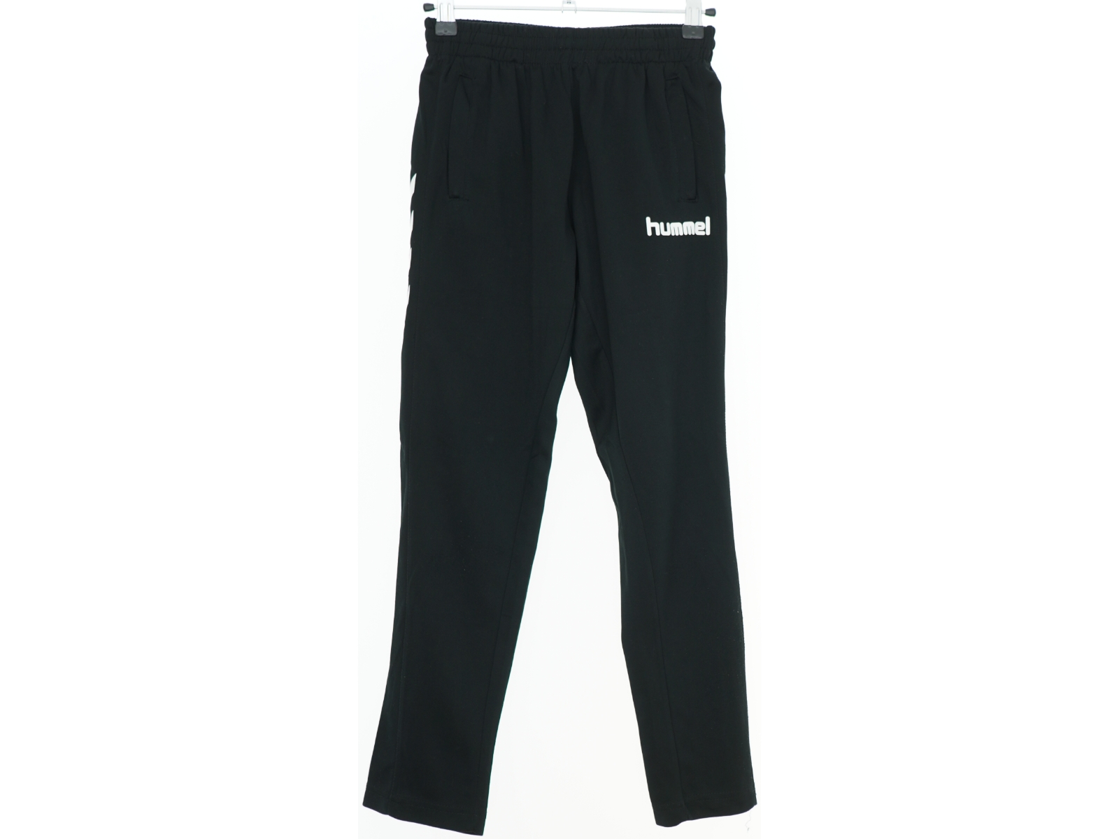 Sporty sorte bukser med lynlås fra Hummel (str. 152)