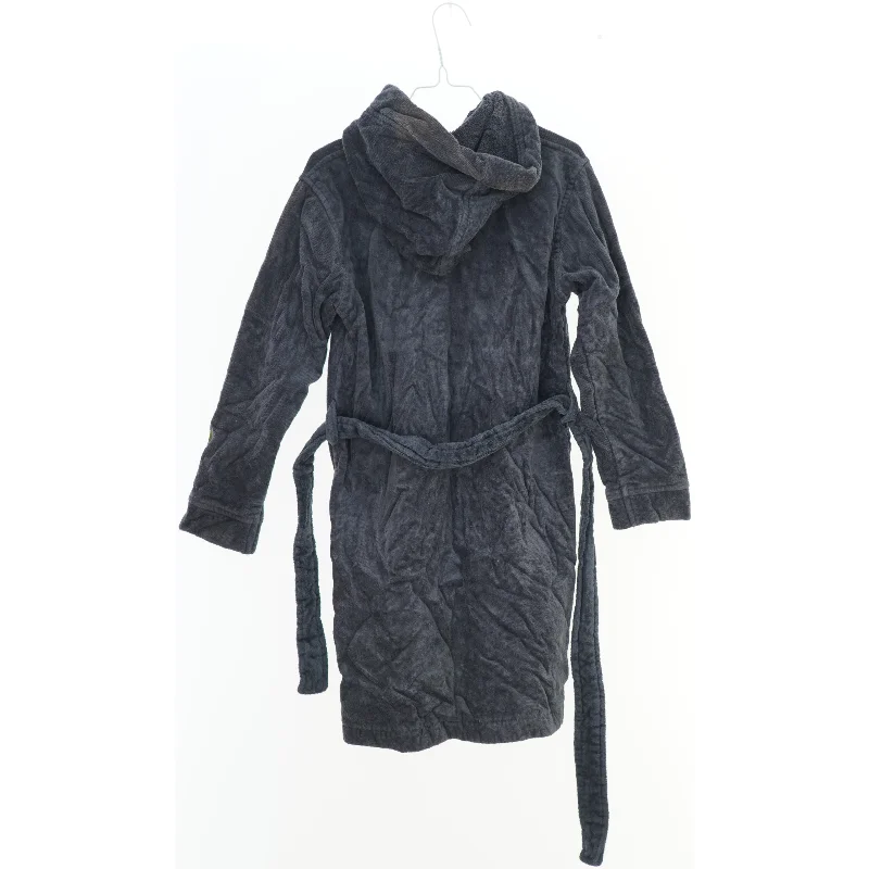 Grå badekåbe med hætte fra Hummel (str. 122)