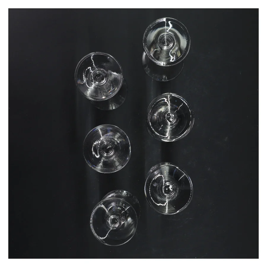 Sæt med snapseglas (str. Ø 5x14,5 cm)