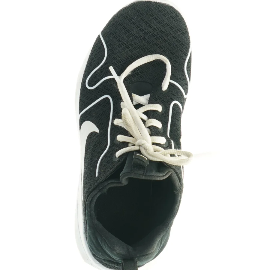 Sneakers fra Nike (str. 38,5)