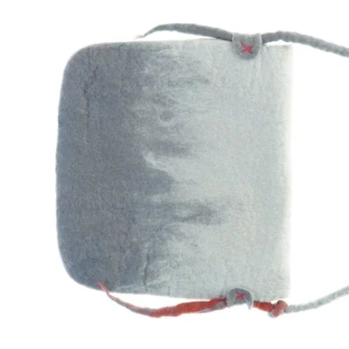Filtet og håndlavet skuldertaske i uld (str. 28x26 cm)