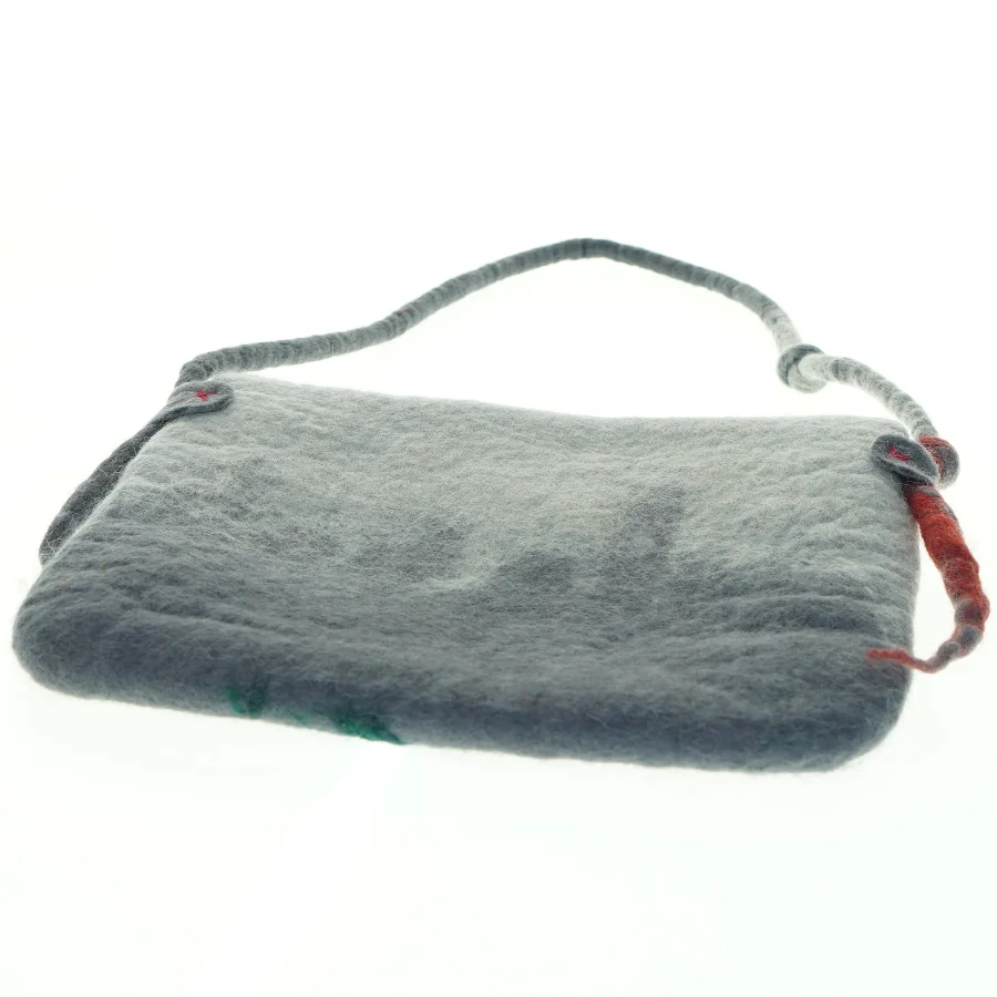 Filtet og håndlavet skuldertaske i uld (str. 28x26 cm)