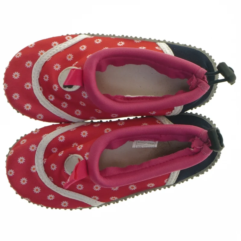 Badesko neopren med blomstermønster (str. 26)