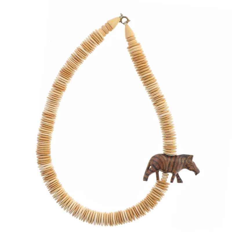 Træhalskæde med zebra vedhæng (str. Længde 52 cm)