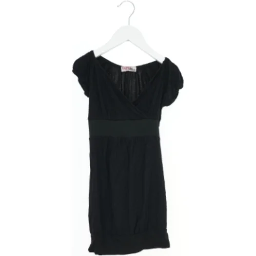 Pige Kjole fra Girl Power (str. 176)