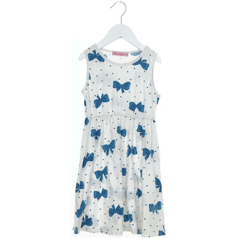 Hvid kjole med blå sløjfer fra Lida Fashion (str. 128)