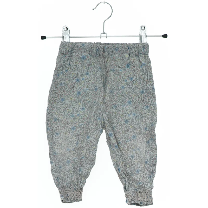 Bukser med blomstermønster fra Wheat (str. 74)