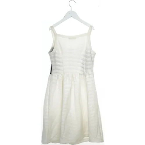 Ærmeløs kjole med lynlås fra Mini Mignon (str. 164)