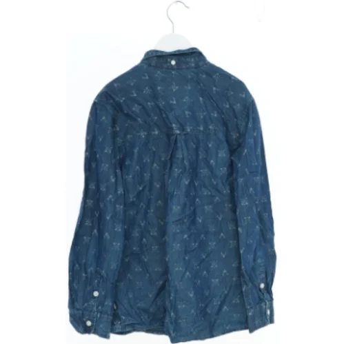 Skjorte med mønster fra DNG (str. 152)