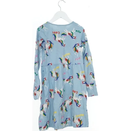 Kjole med enhjørningeprint fra H&M (str. 140)