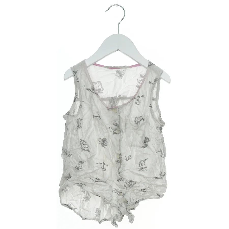 Sommerdragt med maritime motiver fra H&M (str. 140)