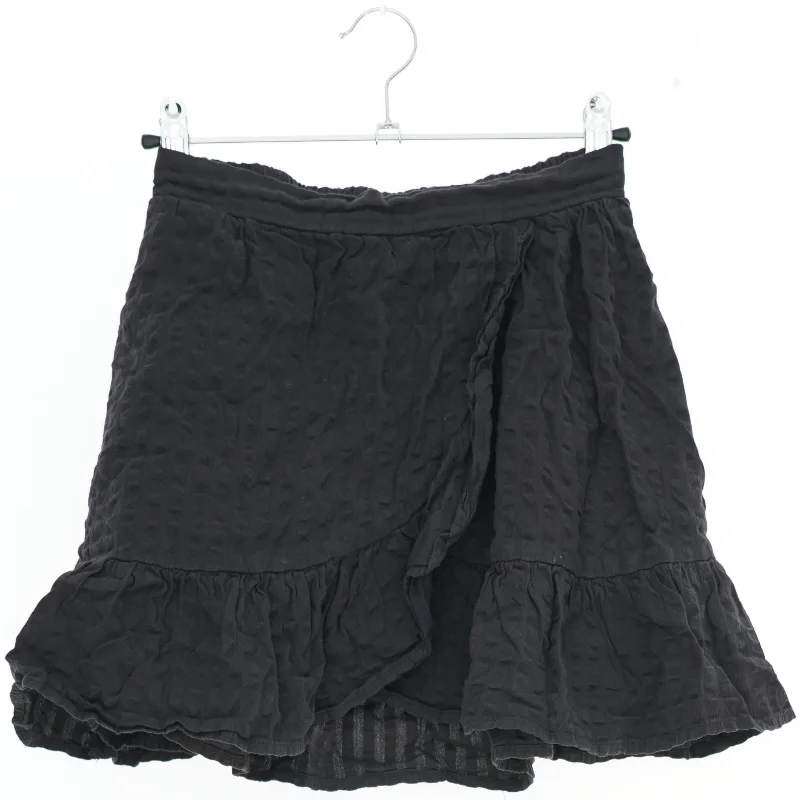 Nederdel med flæser fra H&M (str. 140)