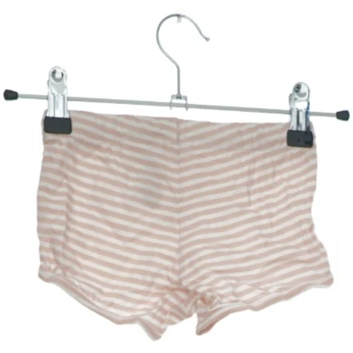 Stribede shorts fra H&M (str. 74)