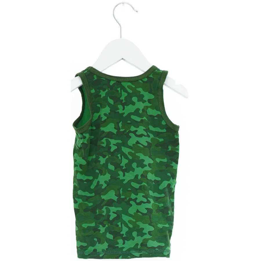 Grøn camouflage tanktop fra Nord Strand (str. 104)