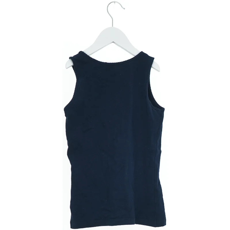 Mørkeblå tanktop fra H&M (str. 140)