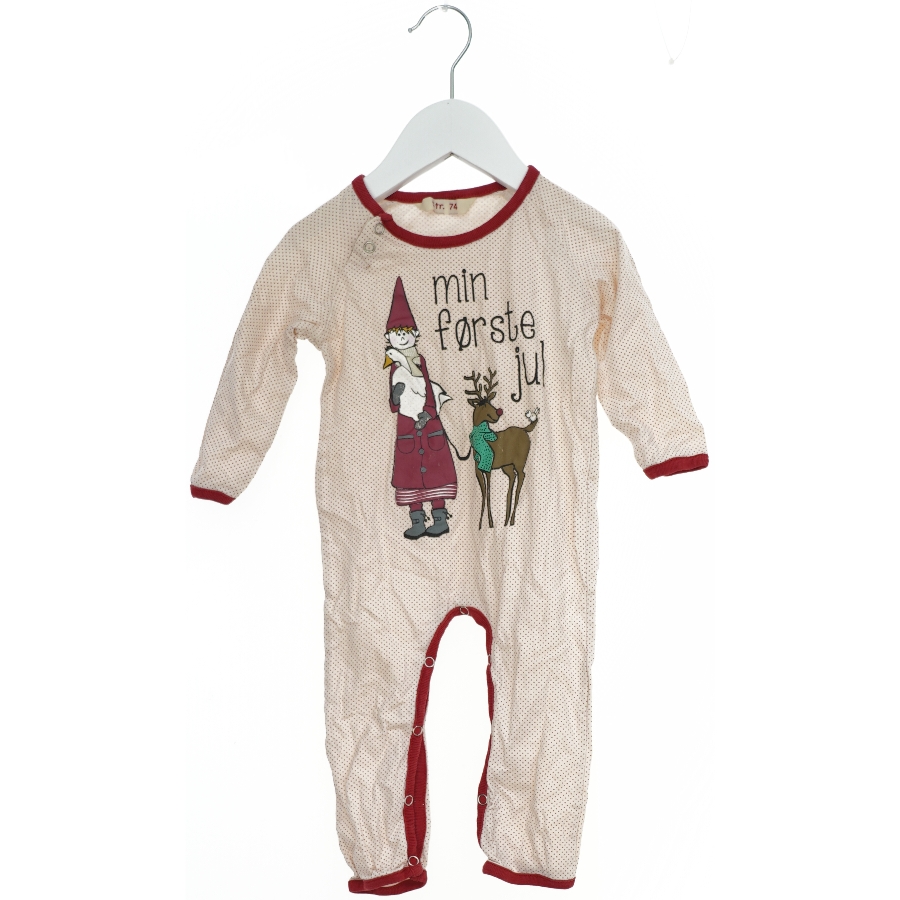 Min Første Jul Heldragt (str. 74)