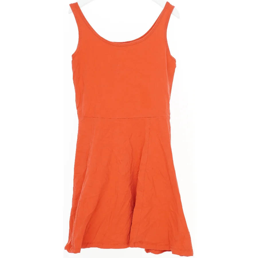 Orange kjole med stropper fra H&M (str. 140)