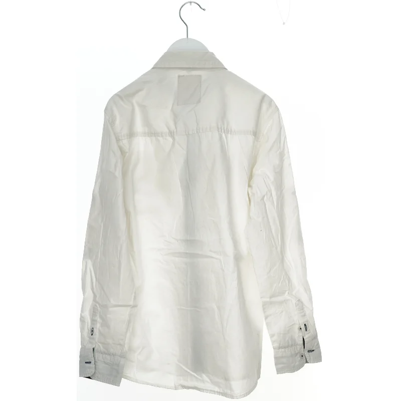 Hvid skjorte med lommer (str. 164)