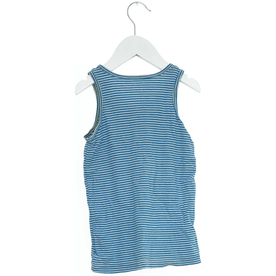 Blå og hvid stribet tanktop med traktormotiv (str. 116)