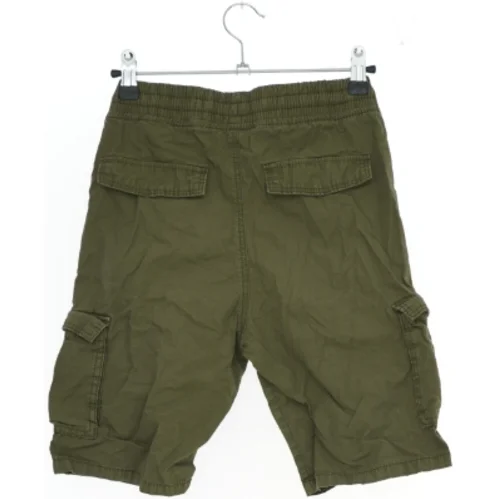  Shorts fra H&M (str. 146)