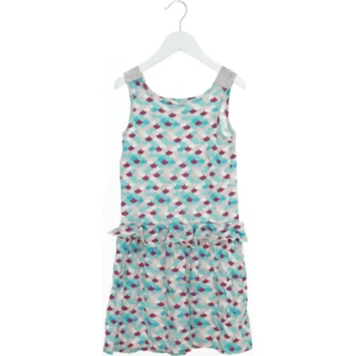 Børnekjole med mønster fra Lemon Beret (str. 128)