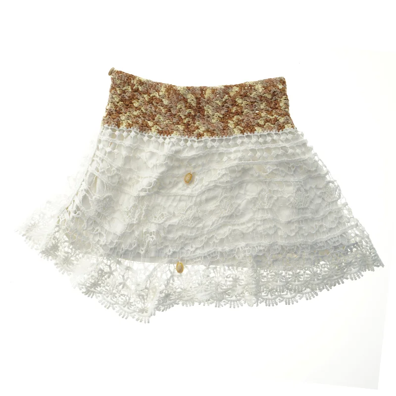 Nederdel (str. Ø. 29,5 cm. længde. 37 cm)