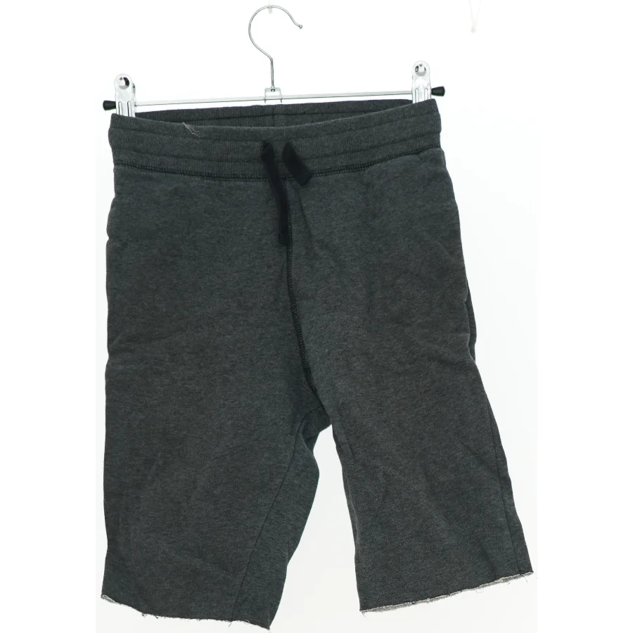 Shorts fra H&M (str. 134 cm)
