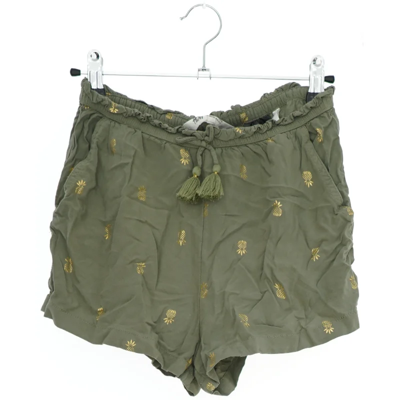 Shorts med ananasprint fra H&M (str. 152)