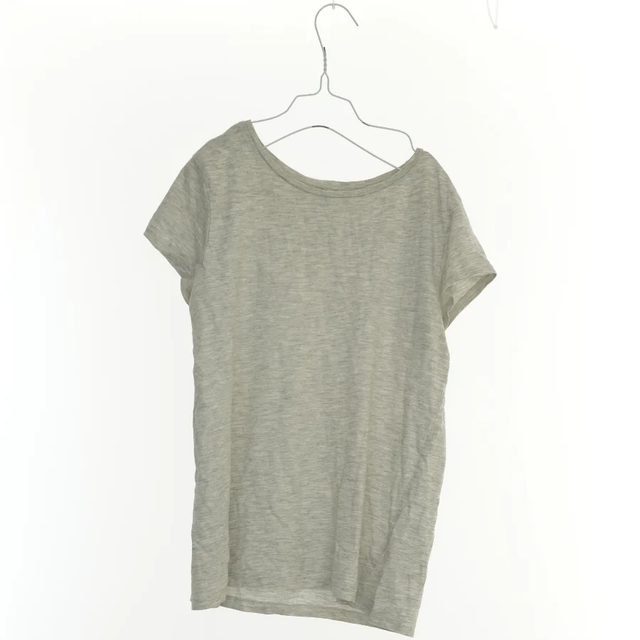 T-Shirt fra H&M (str. 146 cm)