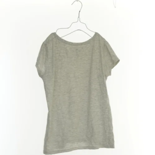 T-Shirt fra H&M (str. 146 cm)