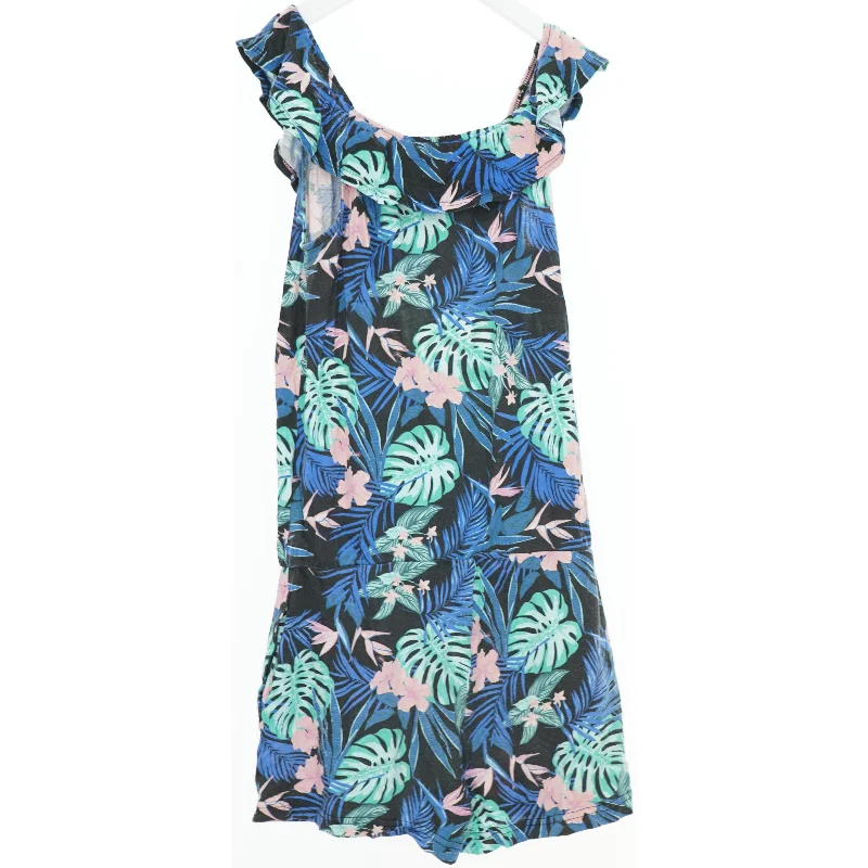 Sommerdragt med tropisk print fra Summer Time (str. 152)