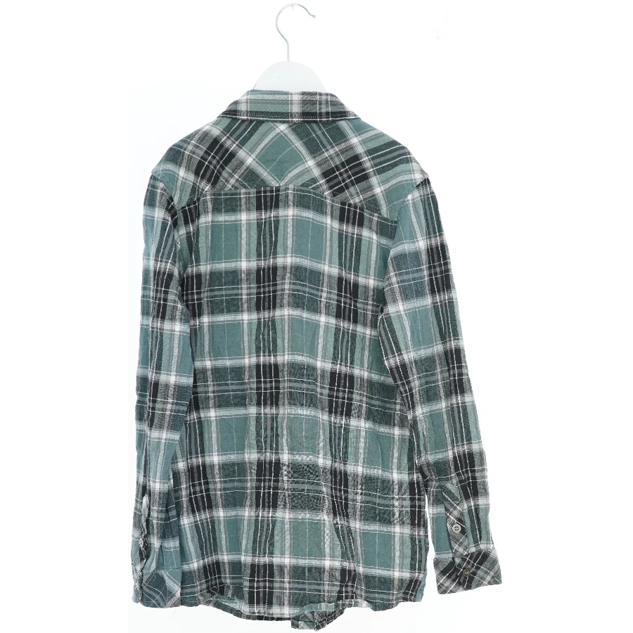 Skjorte med tern fra DNG (str. 164)