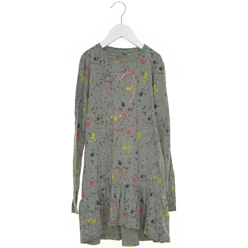 Kjole fra VRS (str. 140 cm)