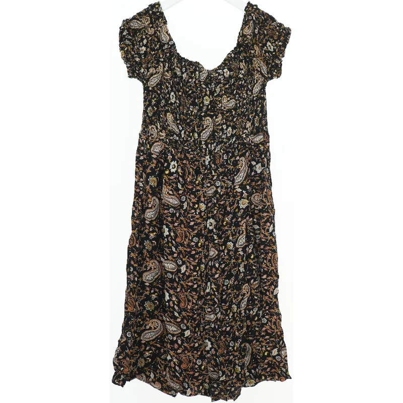 Blomstret kjole fra Pimkie (str. S)