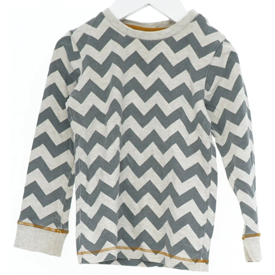 Langærmet bluse med zigzag mønster fra En Fant (str. 92)