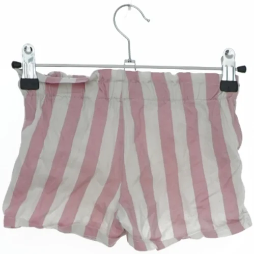 Stribet shorts fra H&M (str. 98)