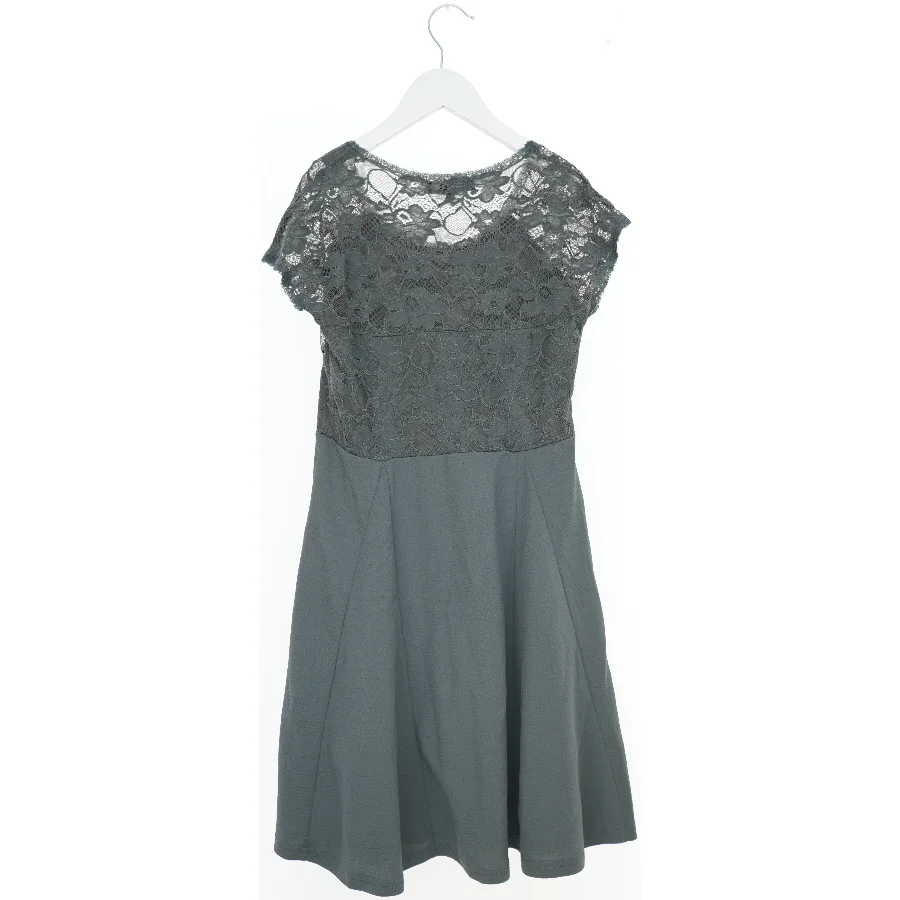 Blå kjole med blonder fra D-XEL fra D-XEL (str. 152)