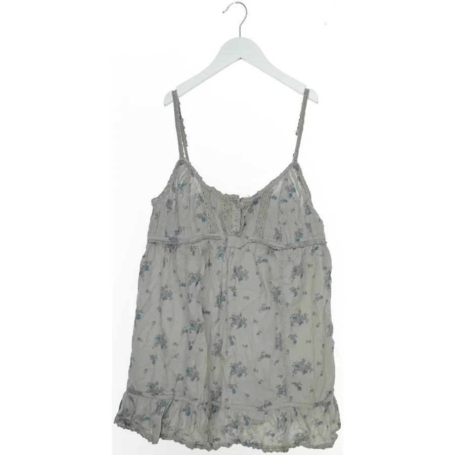 Blomstret top med stropper fra Culture (str. M)