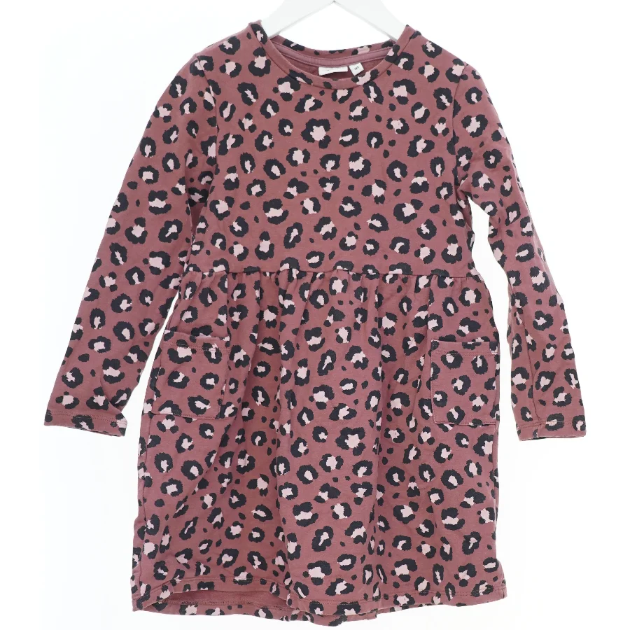 Langærmet kjole med leopardprint fra Guppy (str. 122)