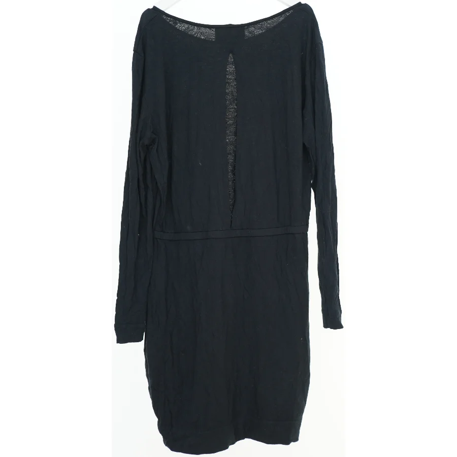 Langærmet kjole fra Malene Birger (str. S)