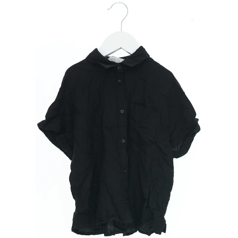 Kortærmet skjorte fra H&M (str. 140)