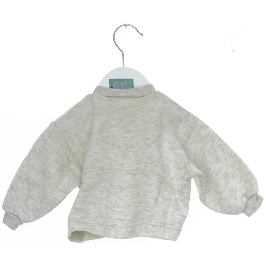 Babytrøje med knapper fra Candy Floss (str. 62)