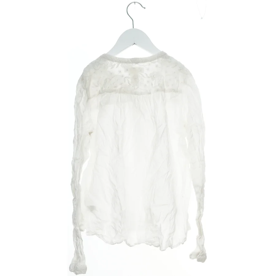 Hvid bluse med knapper fra Logg (str. 152)