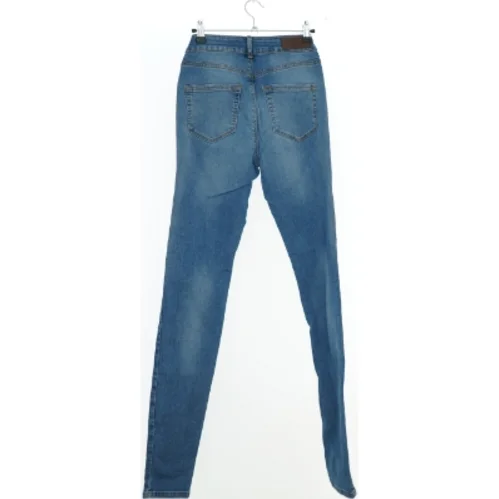 Blå jeans fra Vero moda (str. M)