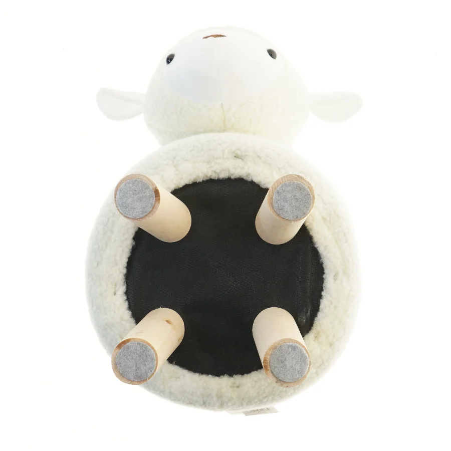 Børne skammel formet som får fra Da Core (str. Ø 29 cm længde 27 cm)