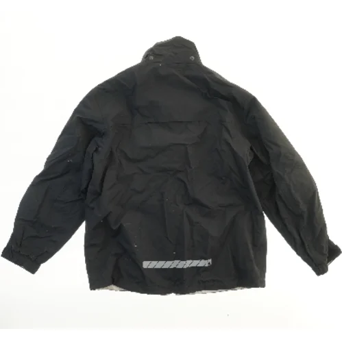 Jakke med refleksdetaljer fra Everest (str. 158)