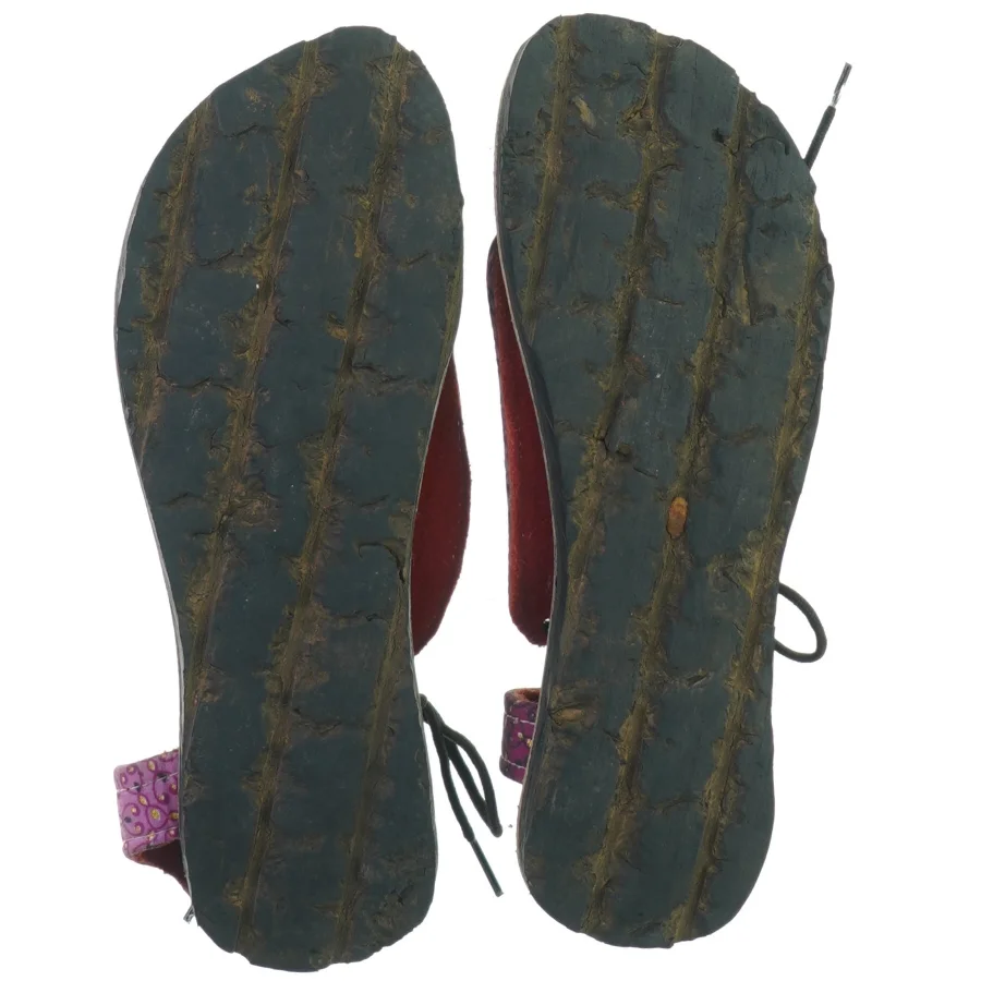 Sandaler (str. 39)